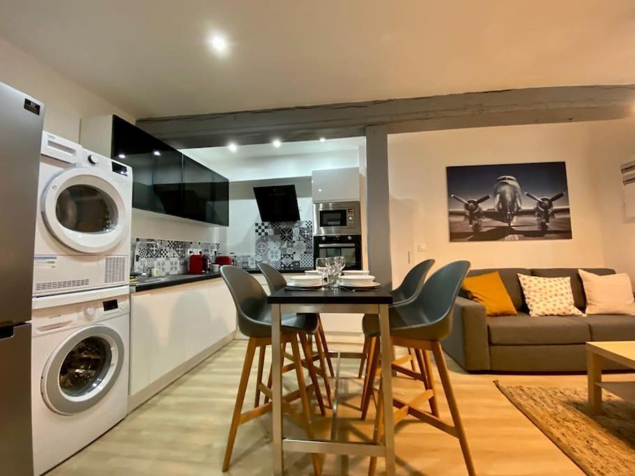 Apartment T2 Plein Centre De Sur Seine